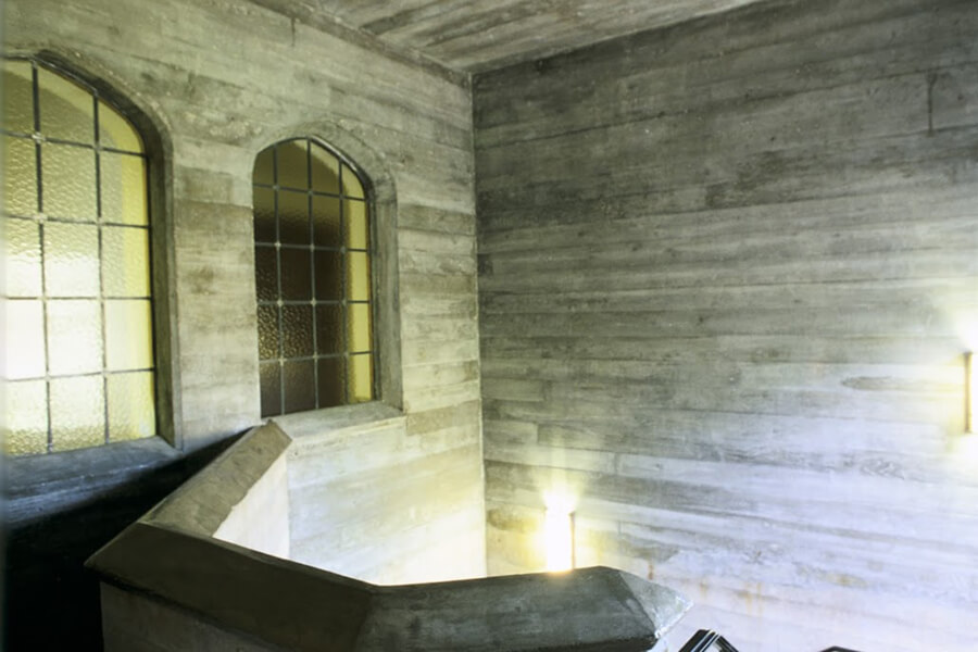 Historic University Preservation – Principia Anderson Student Housing – Interior – Stairwell